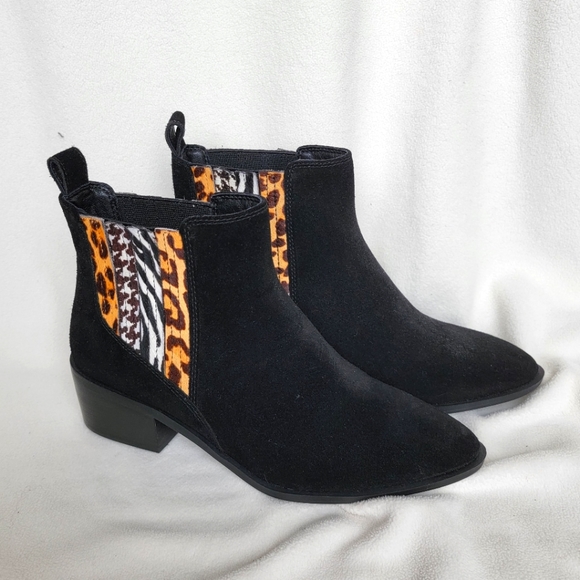 Crown Vintage Shoes - Crown Vintage suede/leopard boots, size 9